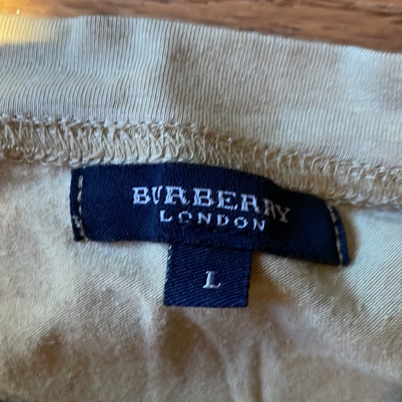 Vintage Burberry tee - Picture 2 of 2